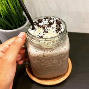 Cookies & Cream Frappe